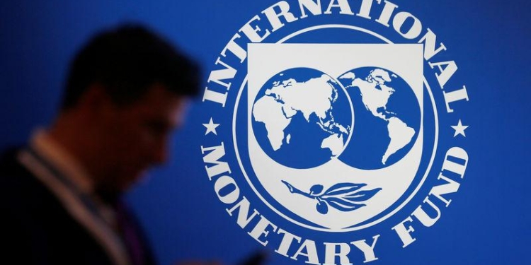МВФ пересмотрит прогноз роста глобальной экономики в сторону понижения