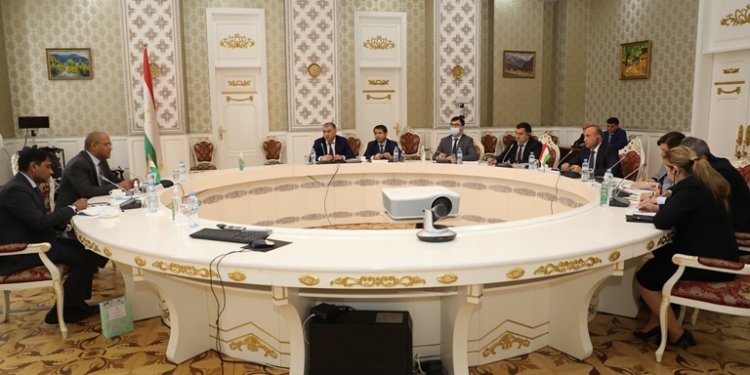 Таджикистан и Индия обсудили сотрудничество в банковской сфере