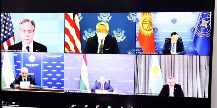 С.Мухриддин принял участие во встрече глав МИД стран Центральной Азии и США