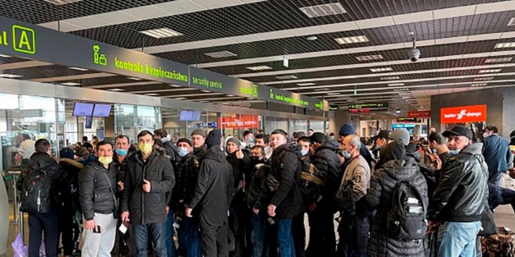 240 эвакуированных из Украины узбекистанцев доставлены на родину