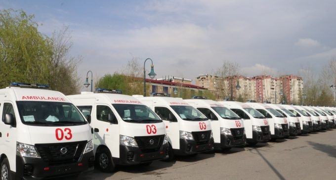 Япония подарила Минздраву 54 машины скорой помощи. На подходе еще 40
