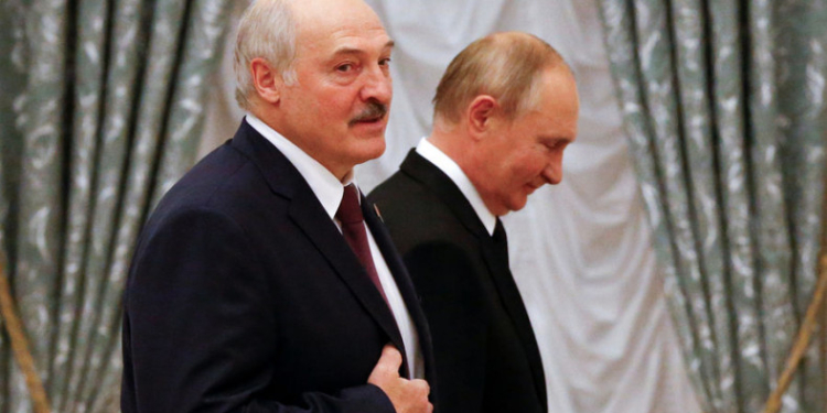 Лукашенко вылетел в Москву на переговоры с Путиным