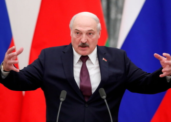 Лукашенко назвал триллером организацию переговоров России и Украины