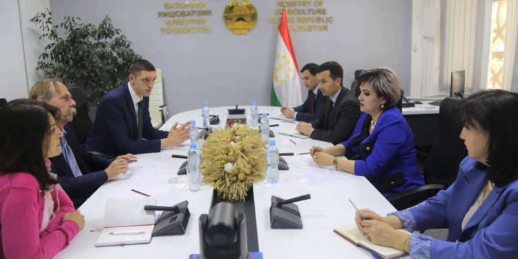 Швейцария готова поддерживать аграрный сектор в Таджикистане