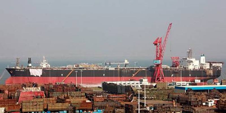 Доходы госпредприятий центрального подчинения Китая выросли на 15,4% в первом квартале