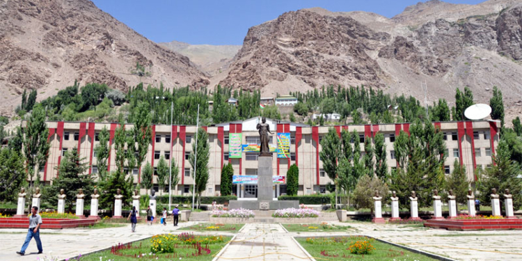 Трое офицеров милиции получили ранения в результате беспорядков в Хороге