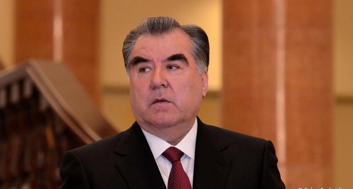Эмомали Рахмон призвал молодежь к патриотизму и любви к Родине