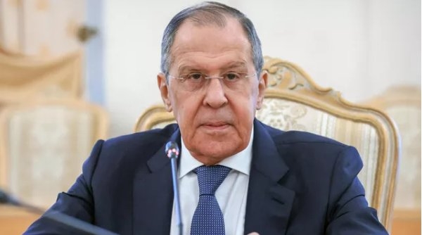 В Душанбе прибыл глава МИД России