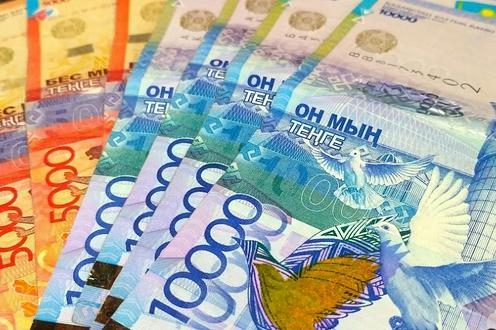 В Казахстане у «дочек» российских банков заморозили $21,5 млн из-за санкций