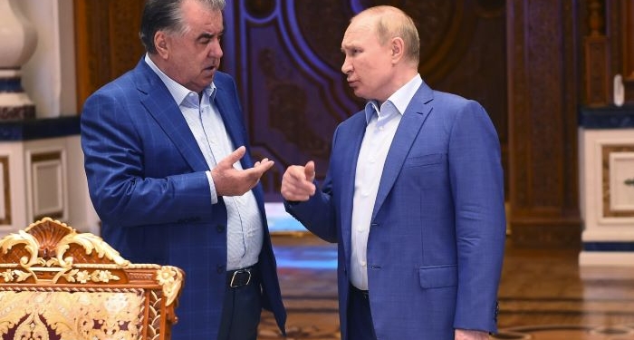 Эмомали Рахмон и Владимир Путин обсудили весь комплекс таджикско-российского партнерства