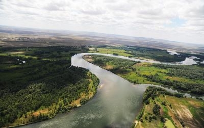 Водные отношения соседствующих стран (видео)