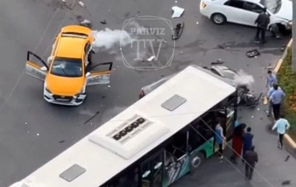 В Душанбе «Тойота-Кемри» повредила три автомобиля и пассажирский автобус