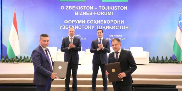 По итогам таджикско-узбекского бизнес-форума подписано 75 документов на сумму свыше $1 млрд.
