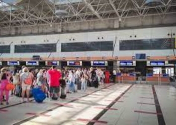 С 15 июля вступают в силу новые «допандемийные» правила въезда в Россию для иностранцев  