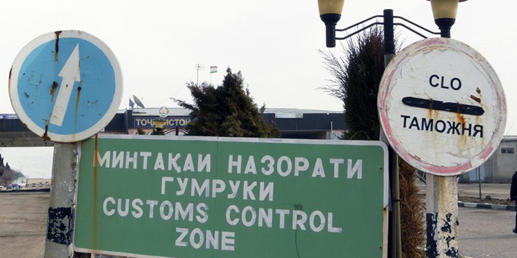 Товарооборот Таджикистана с Кыргызстаном снизился, а с Афганистаном — повысился