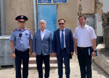 Генконсул Таджикистана в Алматы посетил исправительное учреждение в Таразе