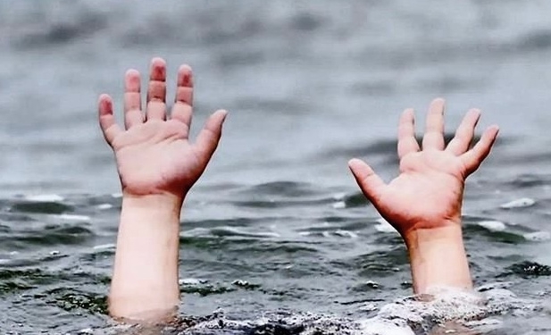 В Яване утонул 9-летний мальчик. Спасатели ищут тело
