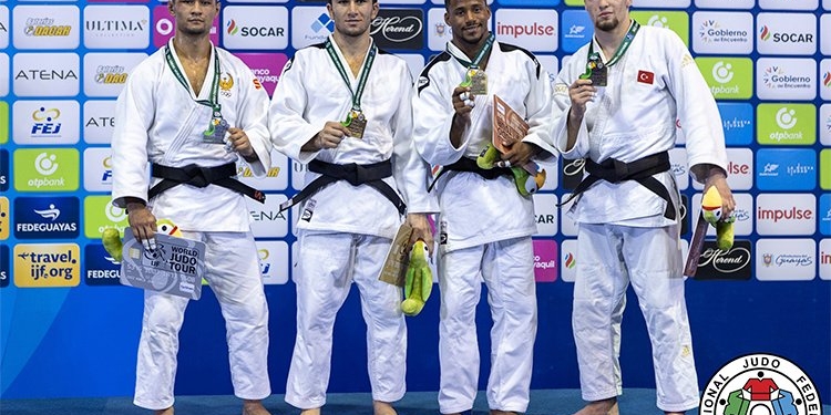 Таджикский борец Нурали Эмомали стал чемпионом мира по дзюдо среди молодежи