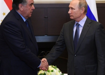 Эмомали Рахмон выразил соболезнования Владимиру Путину в связи с трагедией в Ижевске