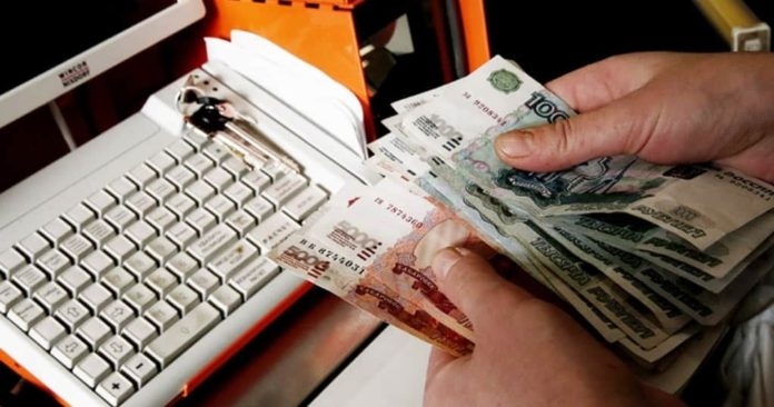 В Гиссаре подросток «взял кассу» продуктового магазина