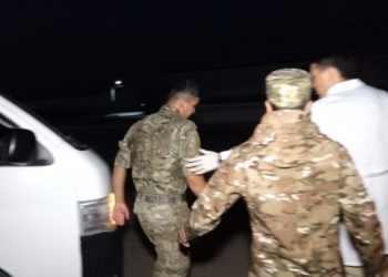 Таджикистан передал Киргизии группу киргизских военнослужащих