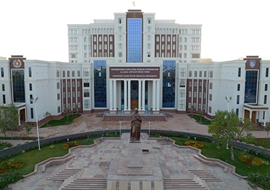 Эмомали Рахмон принял участие в открытии нового здания Госмедуниверситета