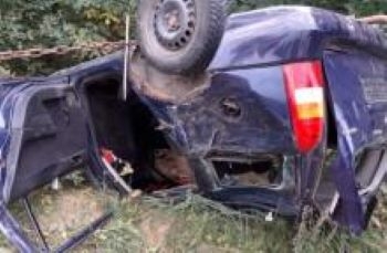 На севере Таджикистана еще один автомобиль опрокинулся в реку