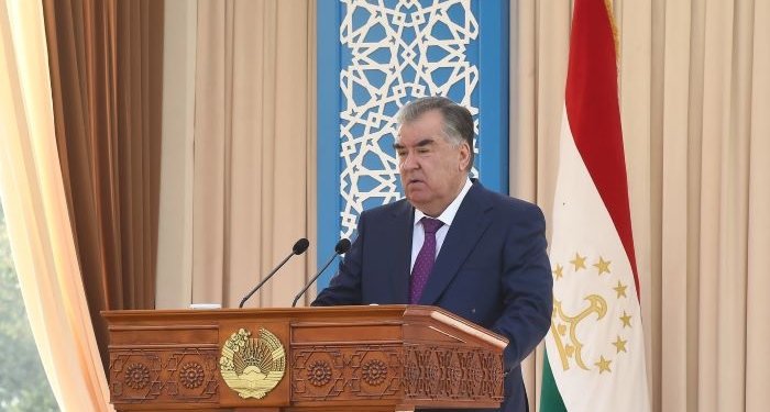 Президент поручил создать Национальный центр переводов при правительстве Таджикистана