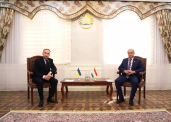 Новый посол Украины посетил МИД Таджикистана