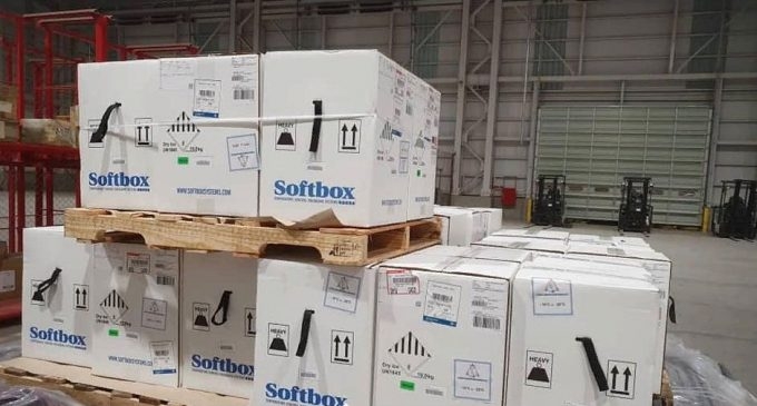 Таджикистан получил еще около 200 тыс. доз вакцины против коронавируса