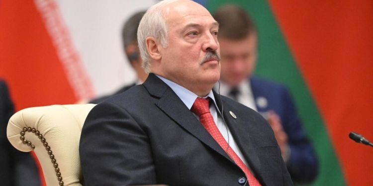 Таджикистан с официальным визитом посетит президент Беларуси