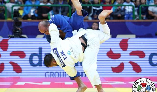 10 таджикских борцов выступят на турнире Baku Grand Slam 2022 по дзюдо
