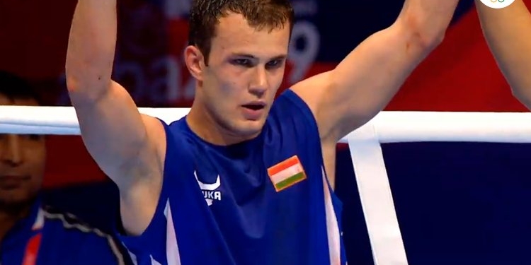 Баходур Усмонов вышел в четвертьфинал чемпионата Азии по боксу в Аммане