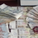 Житель Хамадони брал крупные суммы в сомони, обещая возврат долларами