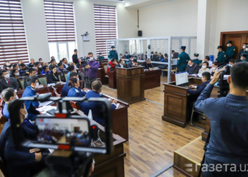 В Узбекистане приостанавливается трансляция суда по нукусским событиям