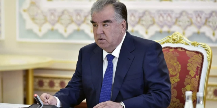 Эмомали Рахмон: Таджикистан — сторонник мирного решения любых конфликтов