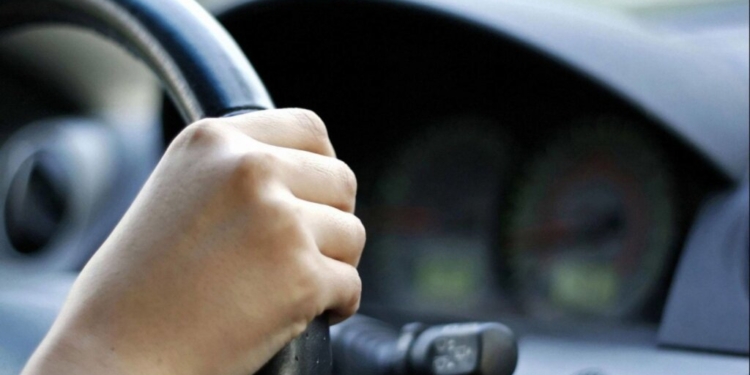 В Хороге два подростка решили прокатиться на чужом автомобиле