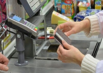 С середины 2023 года все виды платежей в Таджикистане будут осуществляться по безналичному расчету