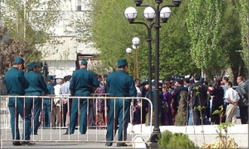 В Узбекистане разработан проект закона для регулирования проведения митингов