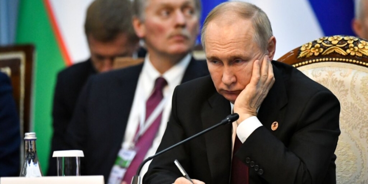 Путин отменил большую пресс-конференцию из-за военных неудач в Украине