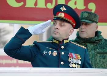 Личному составу российской военной базы в Таджикистане представили нового командира