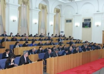Парламент Таджикистана рассмотрел межправительственные соглашения с Турцией и Россией
