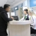 От покупки SIM-карты до оплаты ЖКХ: пять причин зайти в салон связи