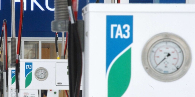 В Узбекистане владельцы газовых заправок массово продают свой бизнес