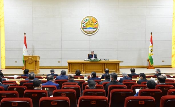 В Таджикистане начались кадровые изменения