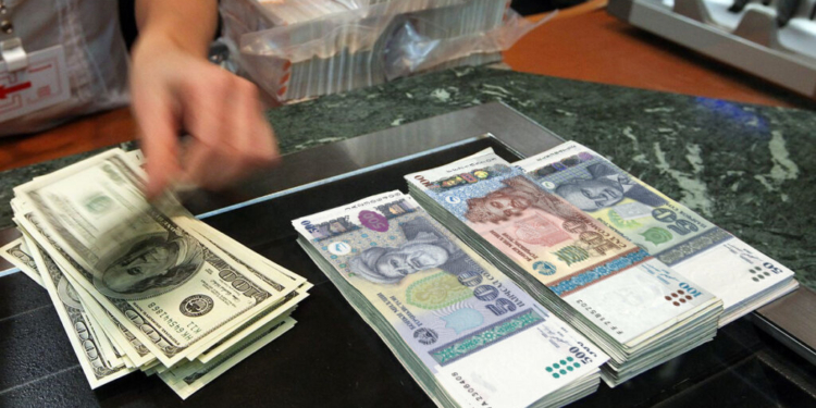 Житель Душанбе обещал другому душанбинцу «превратить» 100 тыс. сомони в $10 тыс.