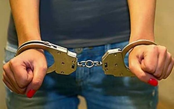 Пятеро женщин вывезли «подругу» в Варзоб и ограбили ее