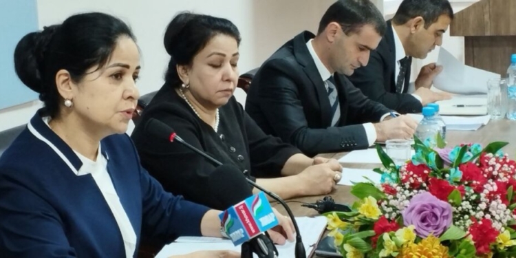 В Таджикском Международном университете языков преподают трое иностранцев и обучаются 586 иностранных студентов