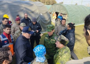 Министр национальной обороны Турецкой Республики встретился со спасателями КЧС