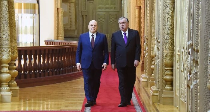 Эмомали Рахмон провел переговоры с председателем правительства России